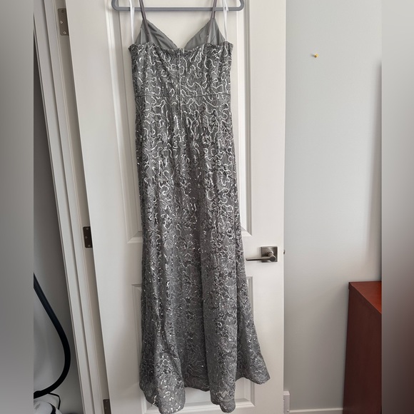 Sparkly night gown - Picture 3 of 4